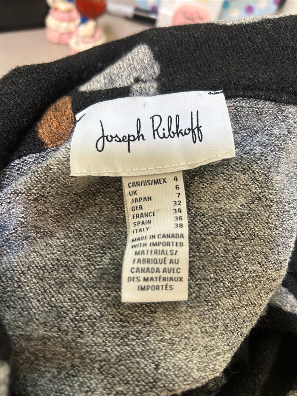 Joseph Ribkoff Bold Animal Print Cowl Neck Faux Leather Knit Top Size 4 - Picture 5 of 5